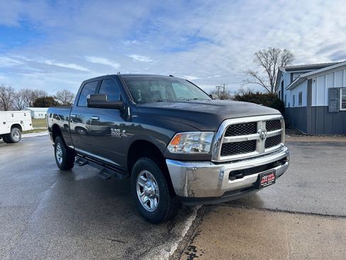 Used 2018 RAM 2500 SLT w/ Protection Group image 3