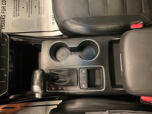 Used 2016 Kia Sorento SX FWD image 22
