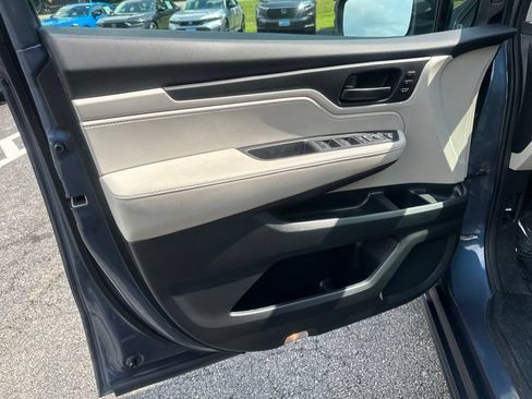 Certified 2025 Honda Odyssey EX-L image 23