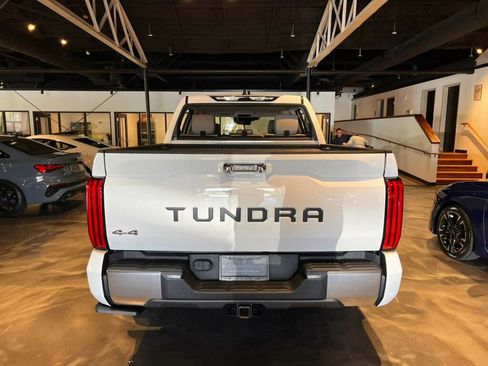 Used 2024 Toyota Tundra Limited w/ Power Package AWD/4WD image 4