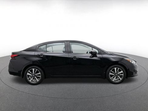 Used 2025 Nissan Versa SV FWD image 10