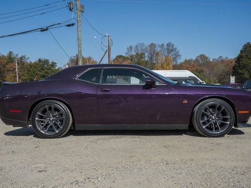 Used 2022 Dodge Challenger R/T Scat Pack image 3