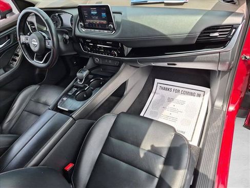 Used 2022 Nissan Rogue SL FWD image 19
