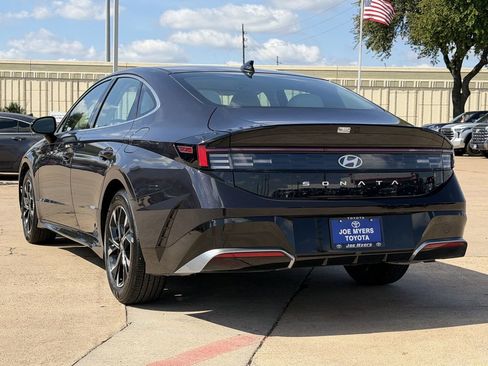 Used 2025 Hyundai Sonata SEL FWD image 7