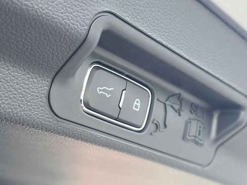 Used 2024 Ford Explorer ST w/ Equipment Group 401A image 13