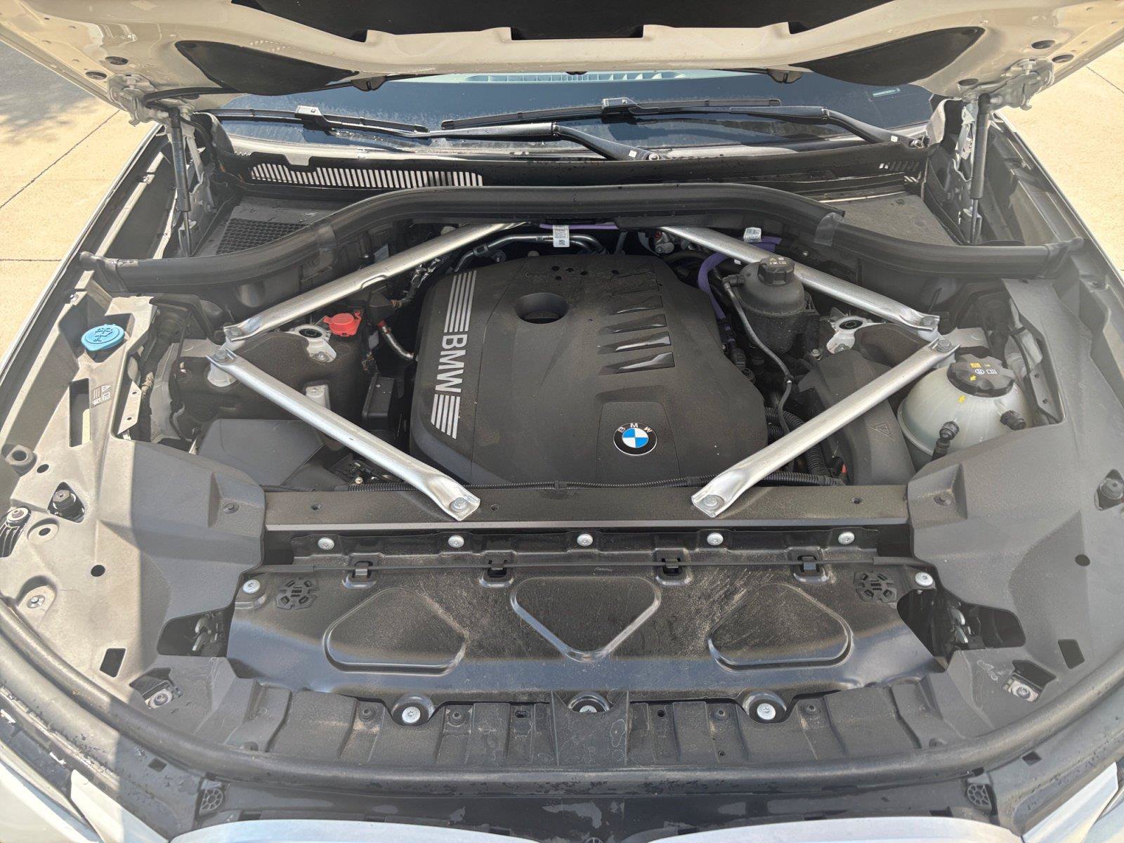 Used 2026 BMW X7 xDrive40i AWD/4WD image 32