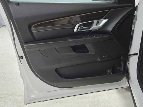 Used 2017 GMC Terrain Denali image 23