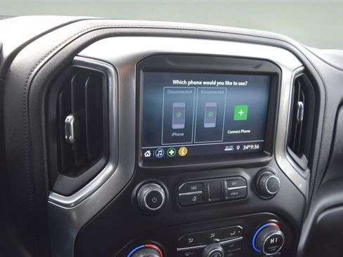 Used 2023 Chevrolet Silverado 2500 LT w/ Convenience Package image 17