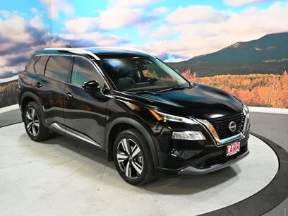 Used 2023 Nissan Rogue SL w/ SL Premium Package