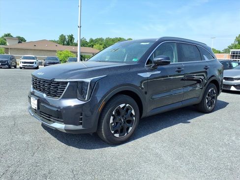 New 2026 Kia Sorento S FWD image 8