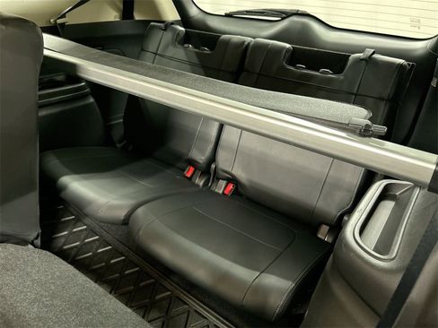 Used 2020 Mitsubishi Outlander SE image 21