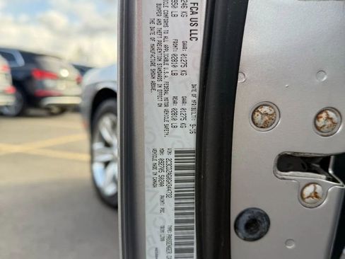 Used 2016 Dodge Challenger SXT image 27