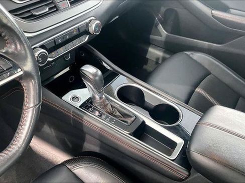 Certified 2023 Nissan Altima 2.5 SR FWD image 16