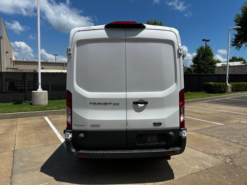 Used 2018 Ford Transit 250 148 Medium Roof RWD image 6