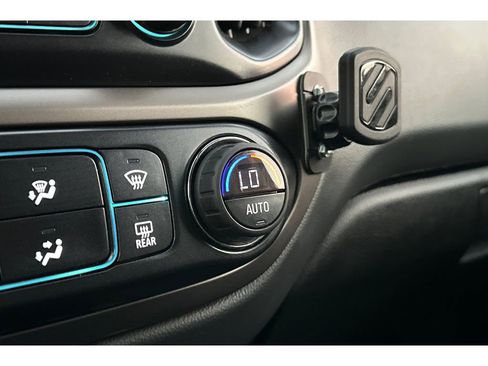 Used 2020 Chevrolet Colorado Z71 image 29