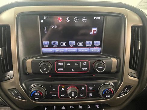 Used 2016 GMC Sierra 2500 Denali w/ Duramax Plus Package image 19
