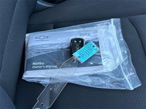 Used 2023 Chevrolet Malibu LT image 5