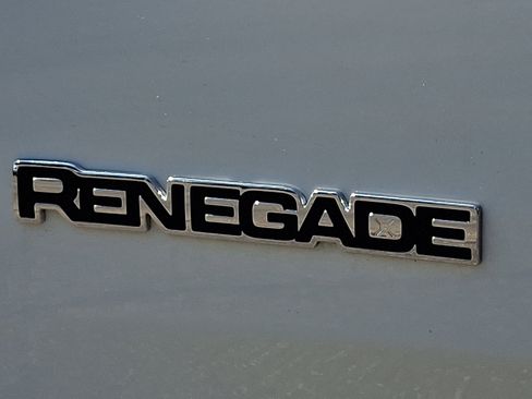 Certified 2022 Jeep Renegade Limited AWD/4WD image 30