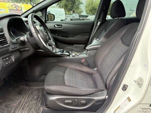 Used 2023 Nissan Leaf SV Plus FWD image 10
