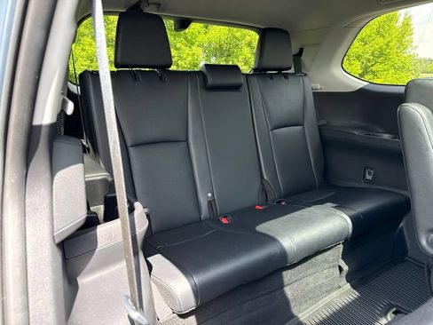 Used 2025 Toyota Grand Highlander AWD image 14