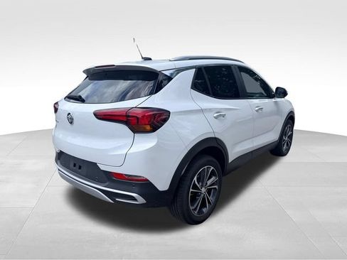 Used 2022 Buick Encore GX Select w/ Advanced Technology Package FWD image 5