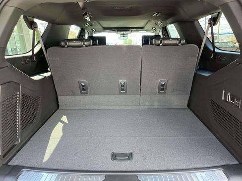 New 2026 GMC Yukon XL Denali AWD/4WD image 19