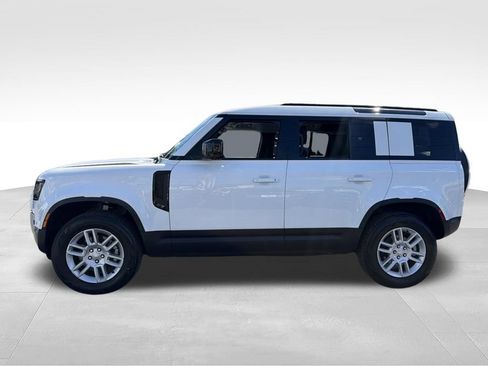 Used 2025 Land Rover Defender 110 S AWD/4WD image 5