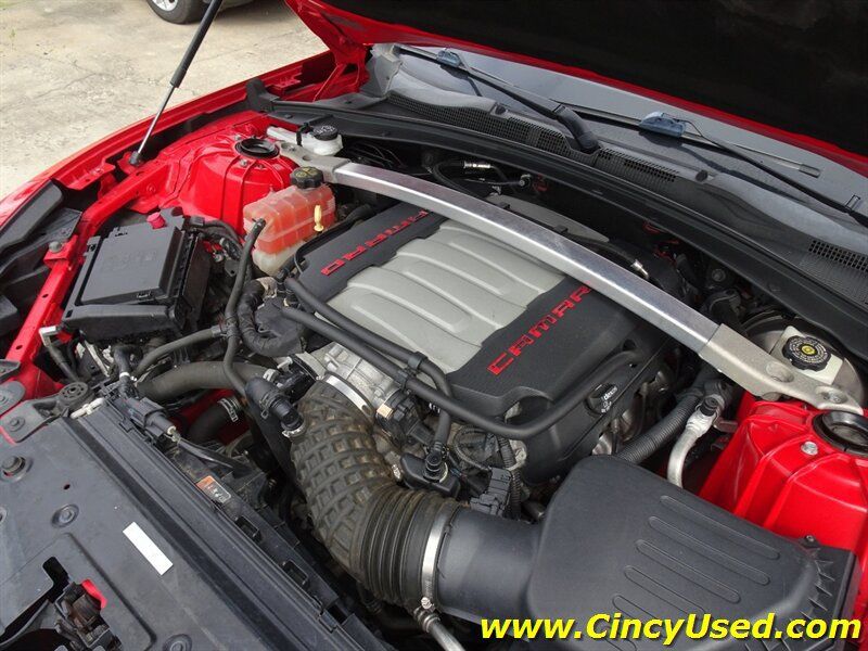Used 2016 Chevrolet Camaro SS RWD image 34