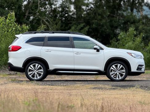 Used 2019 Subaru Ascent Limited AWD/4WD image 8