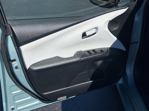 Used 2018 Toyota Prius Two w/ Prius Two Safety Plus Package FWD image 13