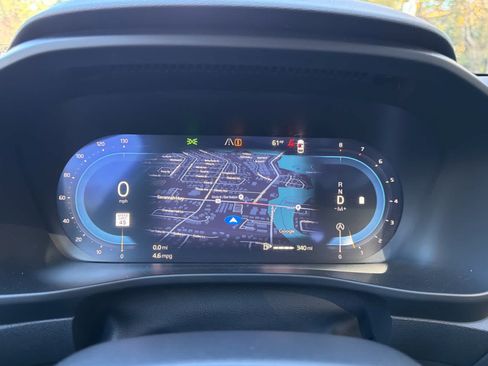 Certified 2025 Volvo XC40 B5 Plus image 35