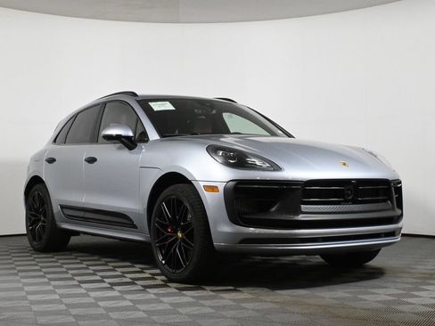 Used 2026 Porsche Macan GTS AWD/4WD image 9