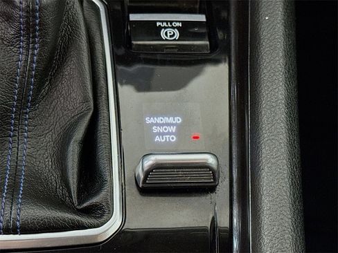 Used 2022 Jeep Compass Latitude image 11