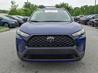 Certified 2025 Toyota Corolla Cross LE w/ Moonroof Package AWD/4WD video 2