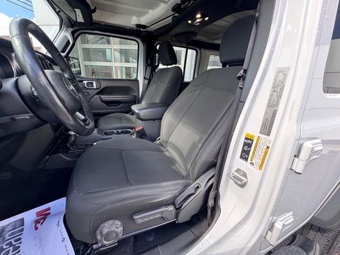 Used 2022 Jeep Wrangler Unlimited Sport image 10