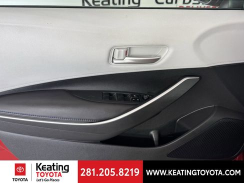 Used 2020 Toyota Corolla SE w/ Carpet Mat Package (TMS) image 11