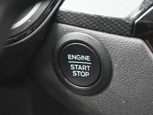 Used 2024 Ford Escape ST-Line FWD image 17