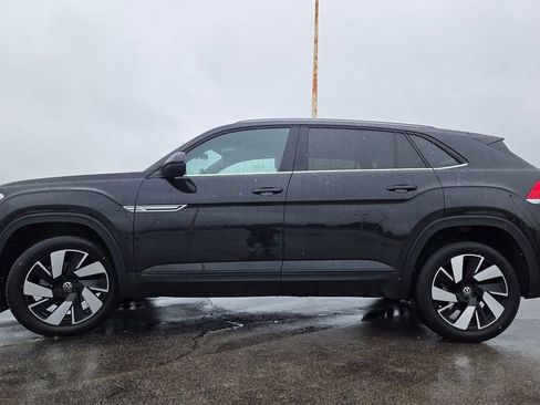 Used 2024 Volkswagen Atlas Cross Sport SE AWD/4WD image 22