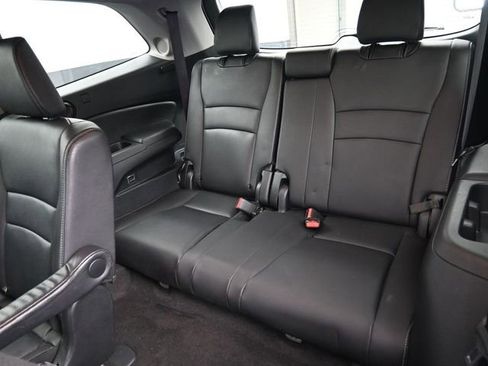 Used 2021 Honda Pilot Touring image 29