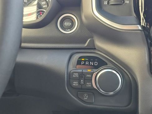 New 2026 RAM 1500 4x4 Crew Cab image 20