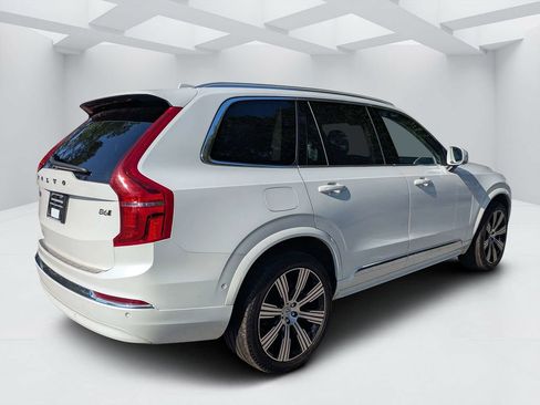 Used 2023 Volvo XC90 B6 Ultimate w/ Protection Package Premier AWD/4WD image 3