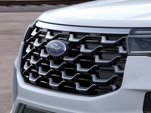New 2026 Ford Explorer Platinum AWD/4WD image 40