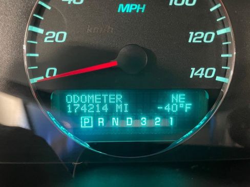 Used 2006 Chevrolet Impala LT w/ Preferred Equipment Group FWD image 26