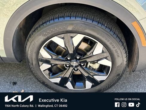 Used 2023 Kia Sportage X-Line w/ X-Line Premium Package AWD/4WD image 6