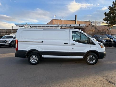 Used 2018 Ford Transit 250 130 Low Roof image 8