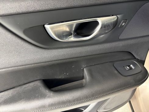 Used 2024 Volvo S60 B5 Core FWD image 35