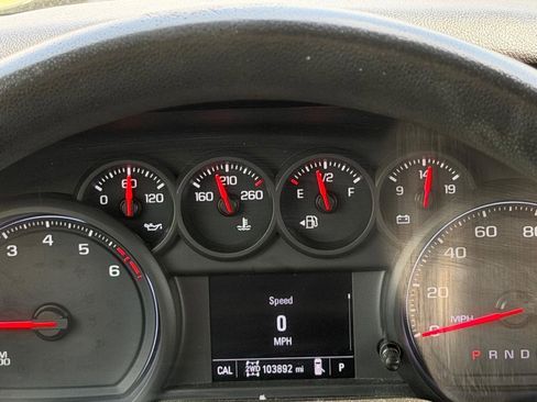 Used 2019 Chevrolet Silverado 1500 Custom Trail Boss w/ Custom Convenience Package image 19