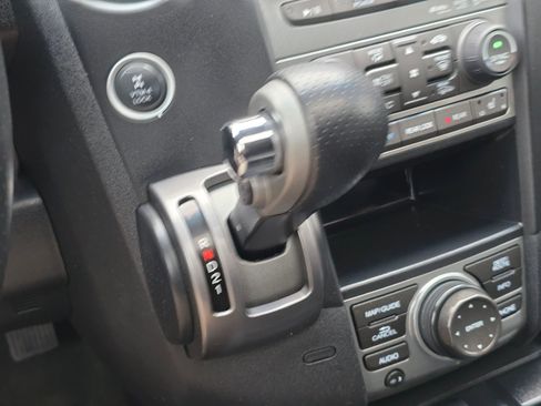 Used 2014 Honda Pilot Touring image 36