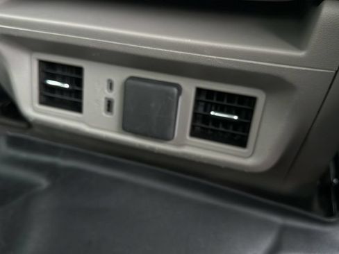 Used 2025 Chevrolet Silverado 2500 LT w/ Safety Package AWD/4WD image 16