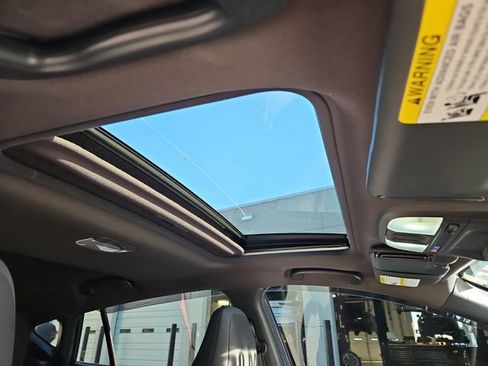 Used 2024 Subaru Impreza RS w/ Popular Package #3 image 20